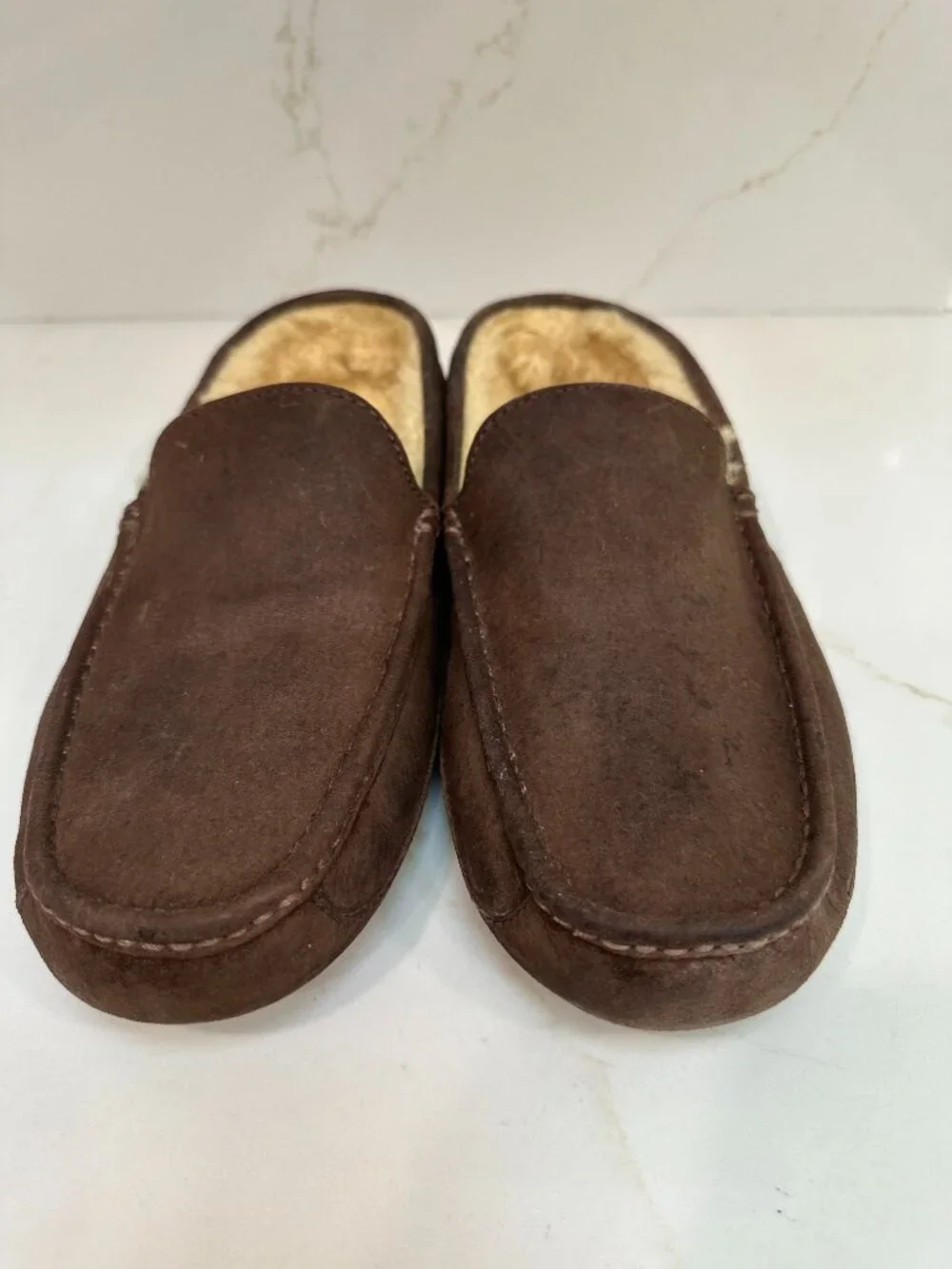 UGG Ascott Slippers, brown suede, size 11
